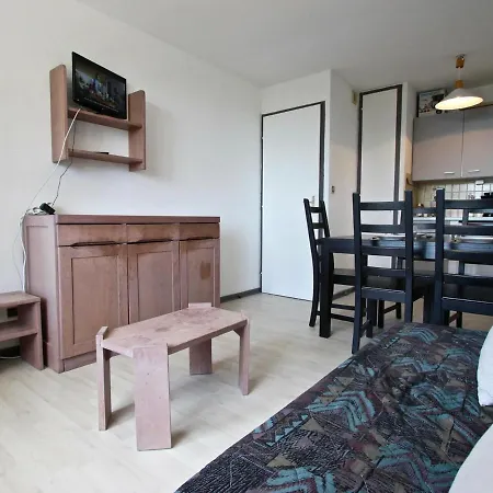 Cosy 6 Pers, Balcon Sud-ouest, Proche Pistes Et Commerces - Fr-1-340-120 Apartment *